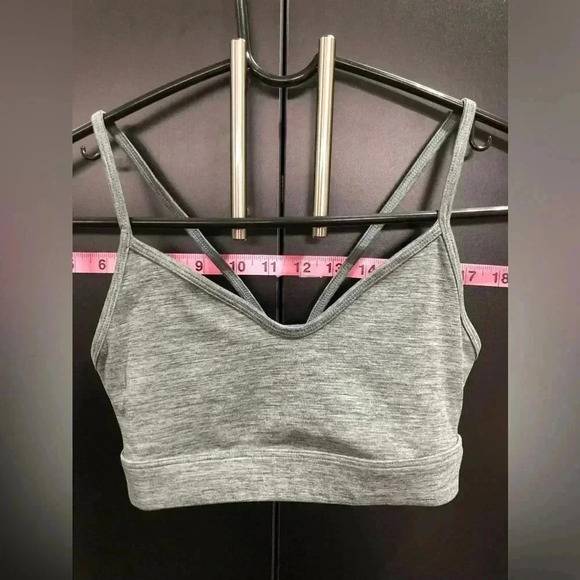Gap Fit Studio Bra, light support strappy,soft casual, heathered gray - Picture 1 of 5